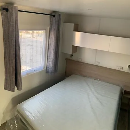 Camping Des Joyeux Campeurs Pont-sur-Seine