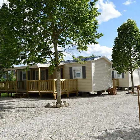 Camping Des Joyeux Campeurs * Pont-sur-Seine