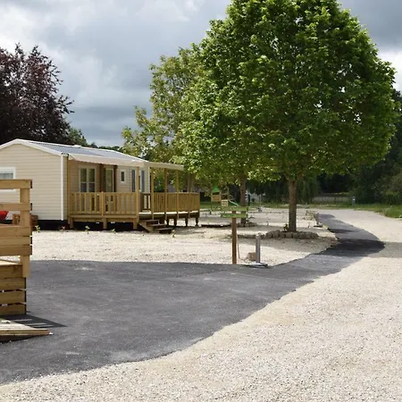 Camping Des Joyeux Campeurs