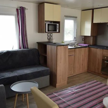 Camping Des Joyeux Campeurs * Pont-sur-Seine