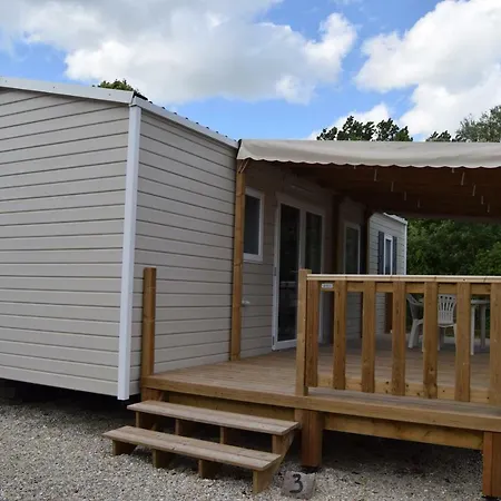 Campsite Camping Des Joyeux Campeurs