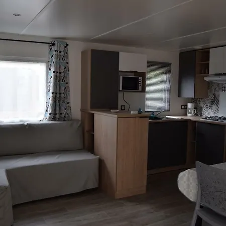 Camping Des Joyeux Campeurs Pont-sur-Seine