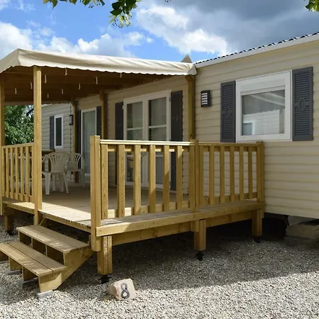Camping Des Joyeux Campeurs Pont-sur-Seine